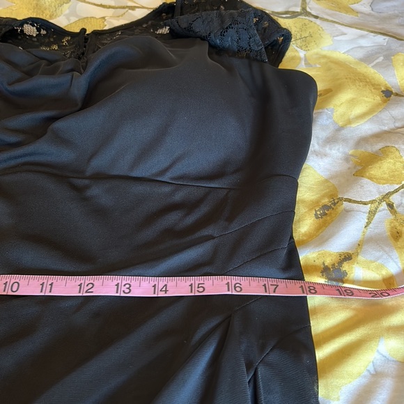 XSCAPE | FORMAL DRESS | SIZE 16W | BLACK CHIFFON - Picture 13 of 14